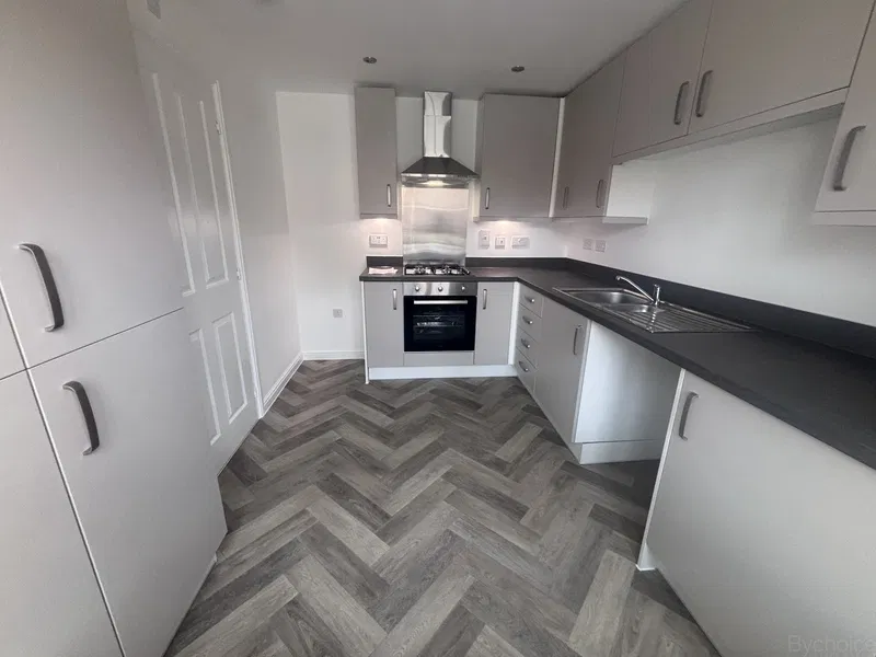Spearwort Avenue, Hethersett, Norwich - image 2