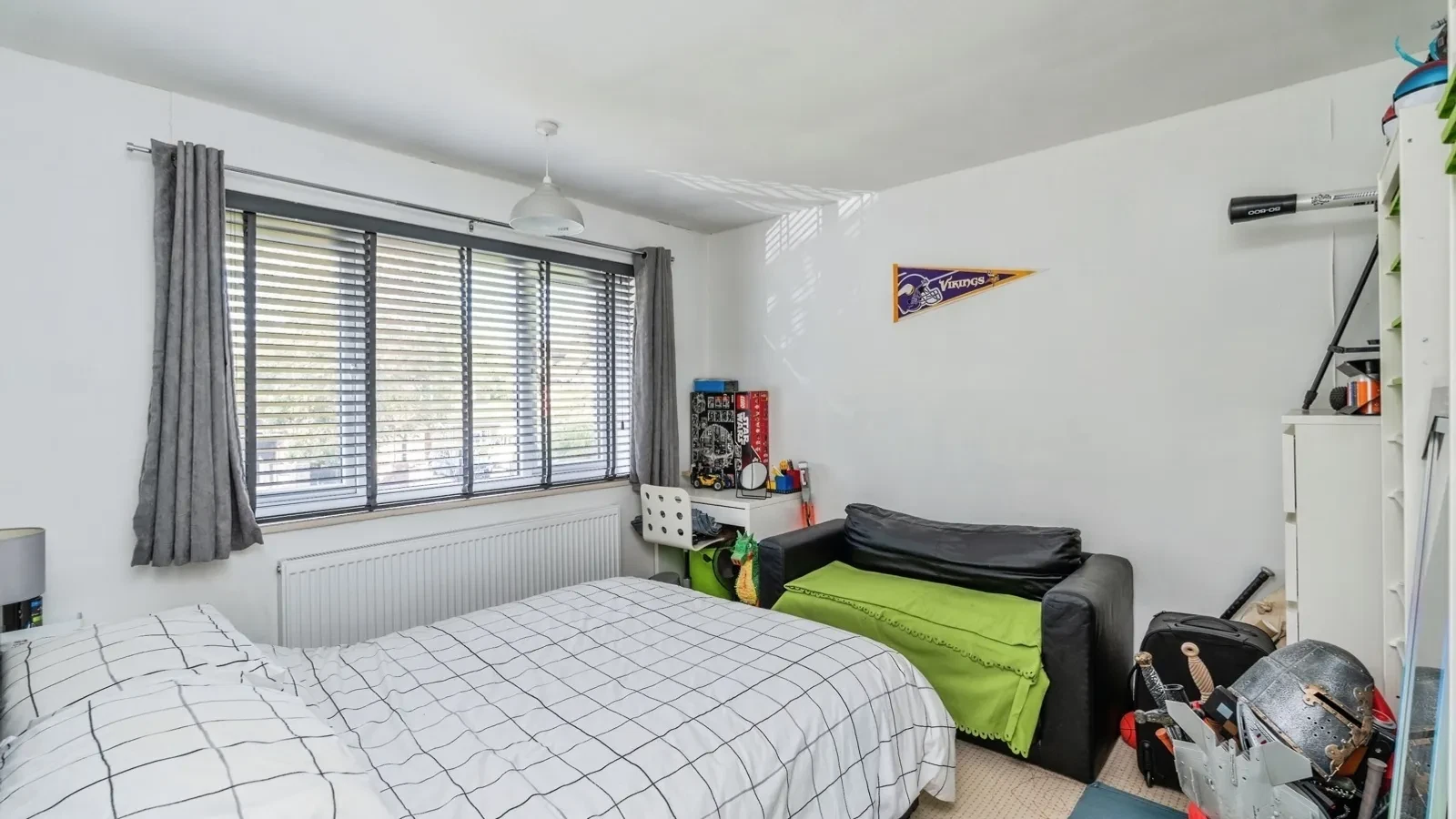 Midanbury Lane, Southampton, Hampshire, SO18 - image 10