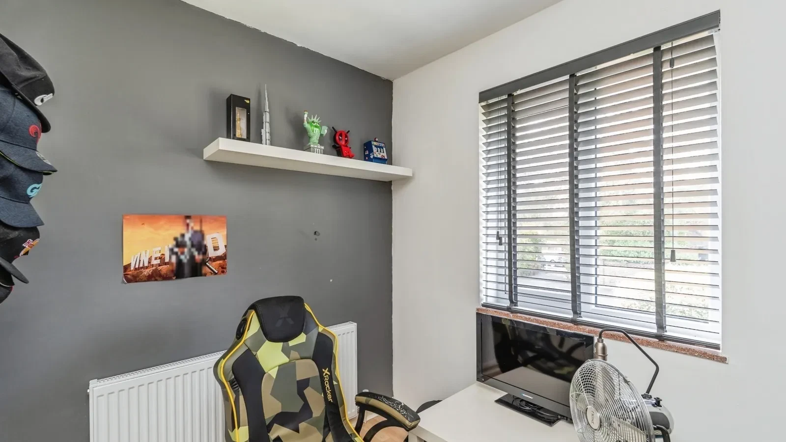Midanbury Lane, Southampton, Hampshire, SO18 - image 12