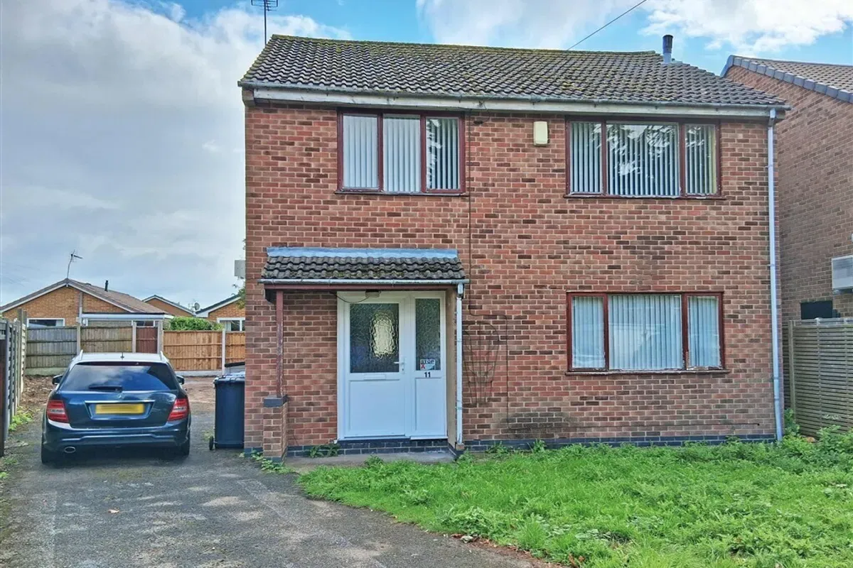 Mickleross Close, Mickleover, Derby - image 1