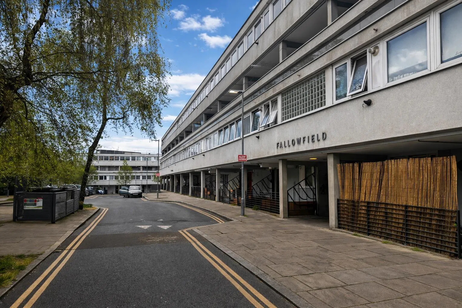 Pooles Park, London, N4 3PA - image 2