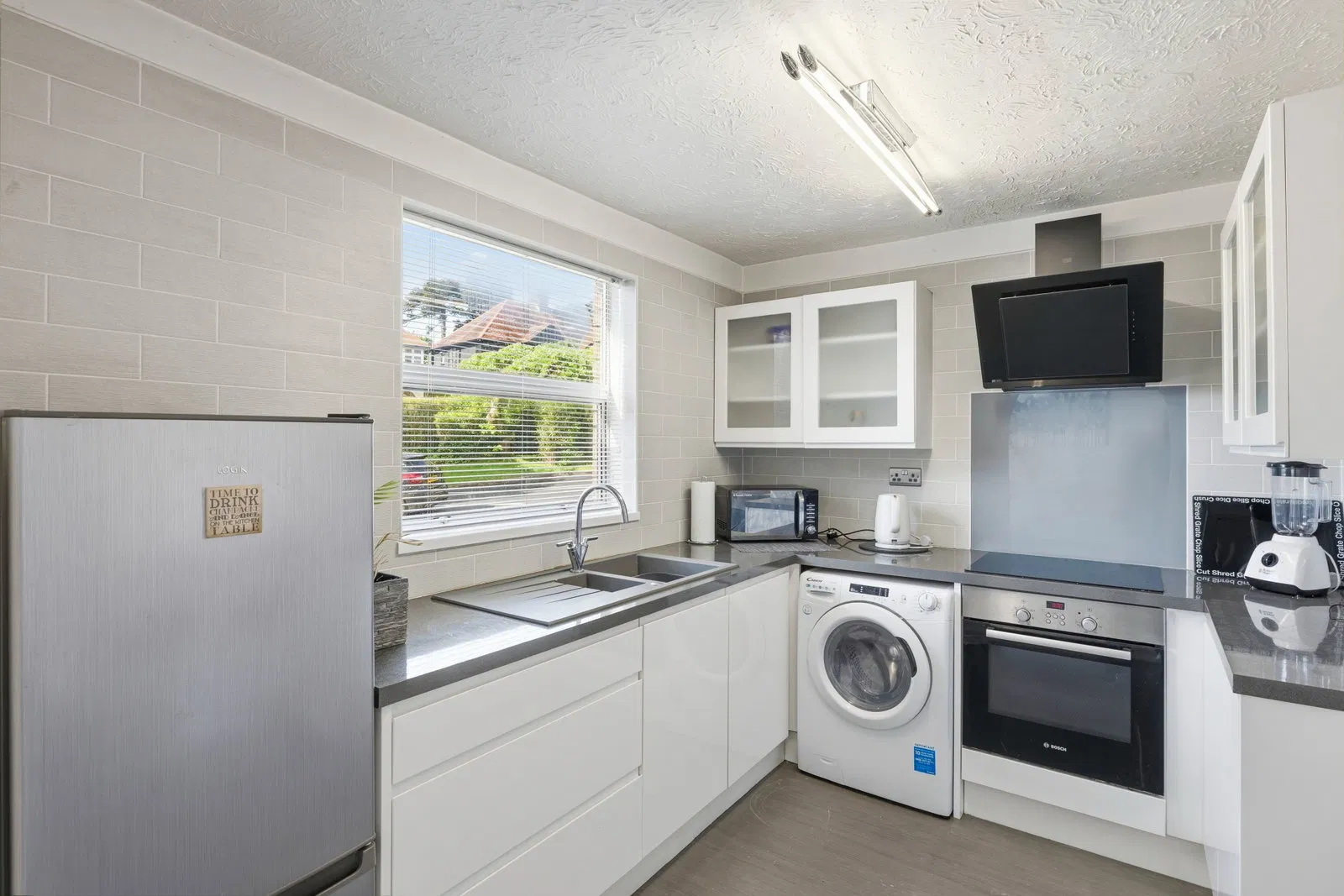 Gilbertscliffe, Southward Lane, Langland, Swansea SA3 4QS - image 5