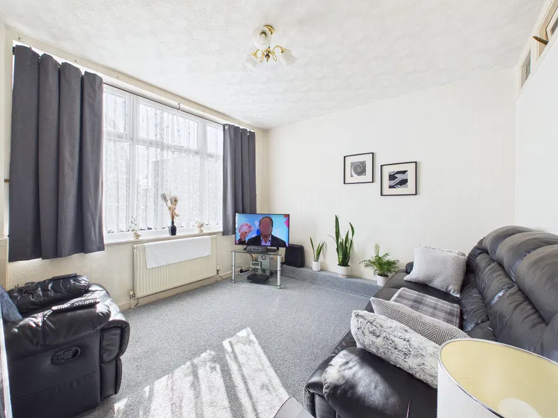 Ormskirk Road, Wigan, WN5 - image 2