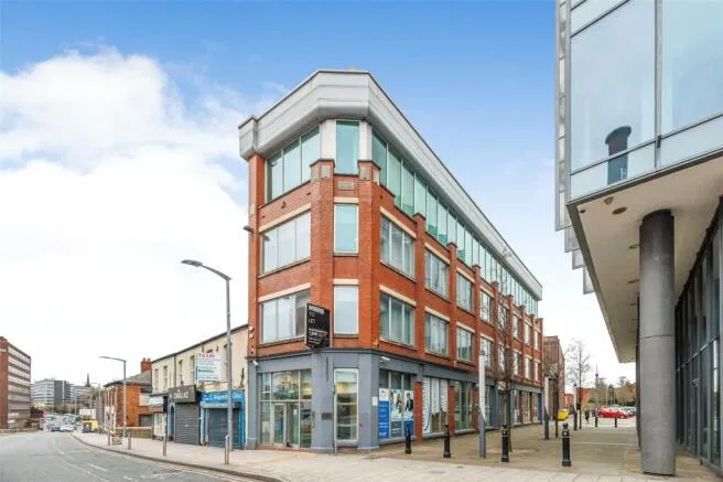 Flat Apartment 12, 11 Douro House, Wellington Road South, Greater Manchester, SK4 1BF - image 2