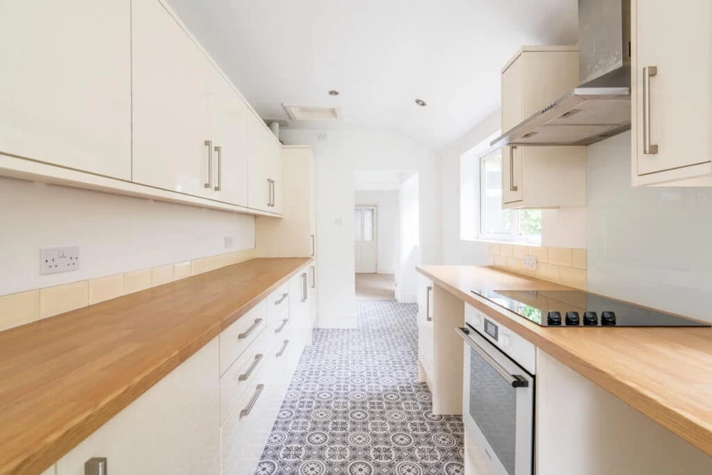 Hurcott Road, Kidderminster, DY10 3QX - image 4