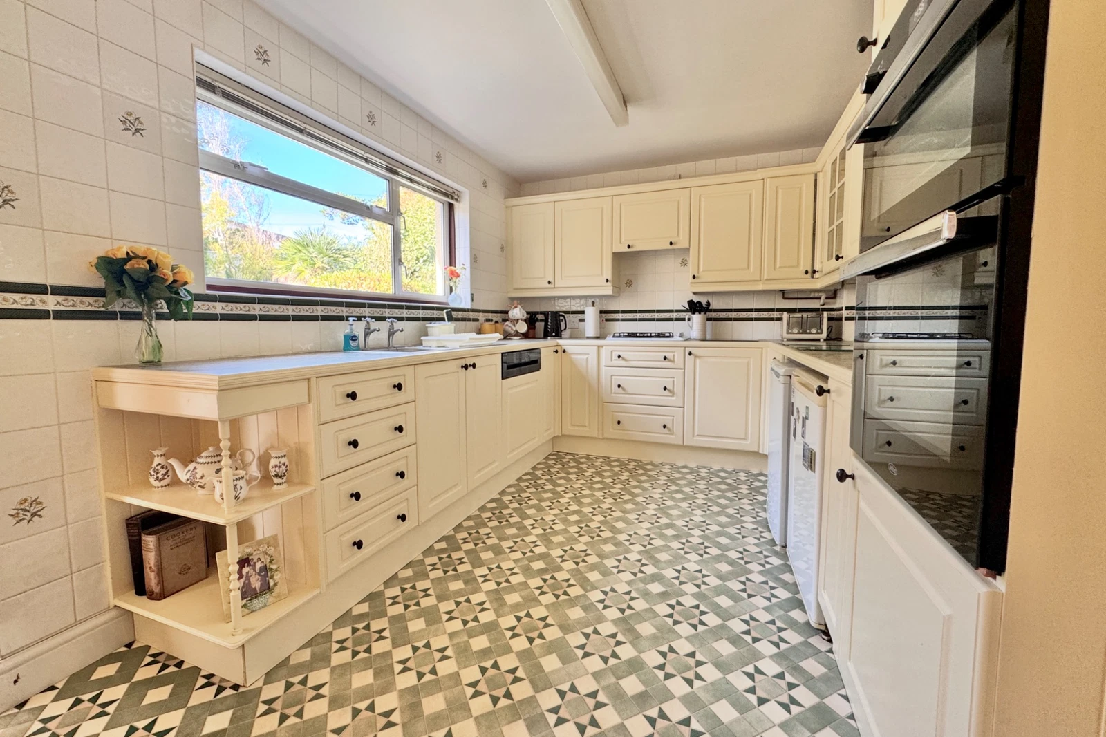 DURLSTON ROAD, SWANAGE BH19 2HX - image 7