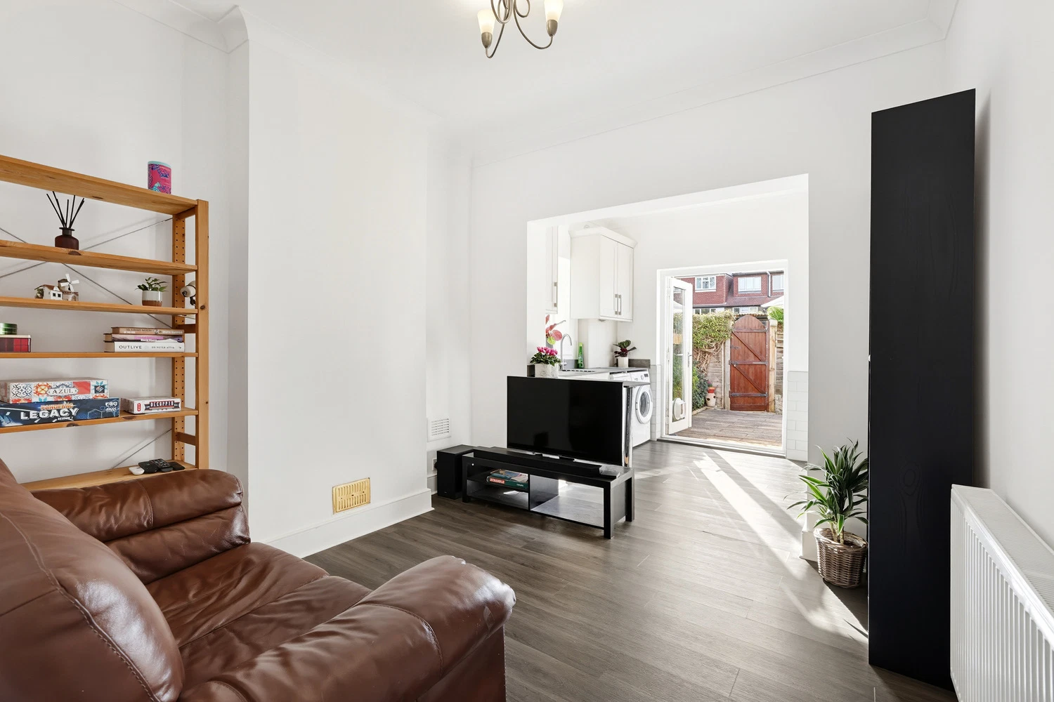 Carlyle Road, Ealing, London, W5 - image 3