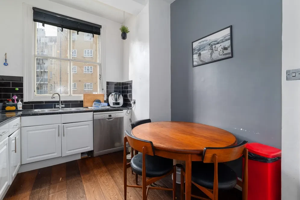 East India Dock Road, London, E14 - image 11