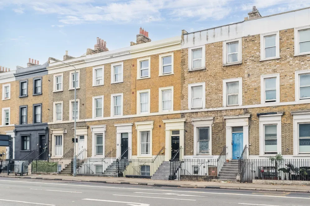 East India Dock Road, London, E14 - image 1