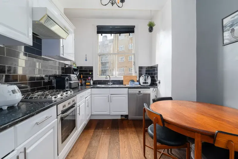 East India Dock Road, London, E14 - image 3
