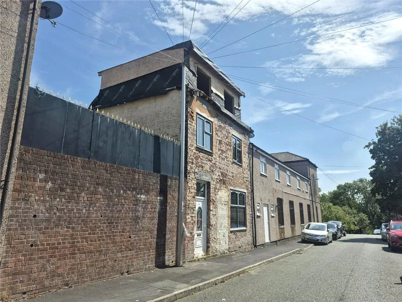Arthur Street, Rochdale, Greater Manchester, OL12 6SJ - image 2