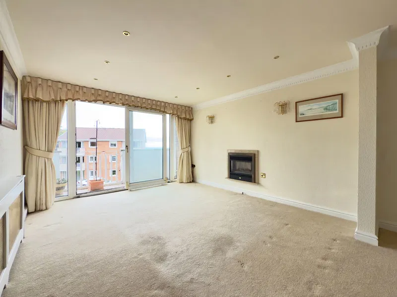 Lansdowne, Groves Avenue, Langland, Swansea, SA3 - image 2