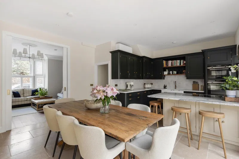 Forthbridge Road, London, SW11 - image 3