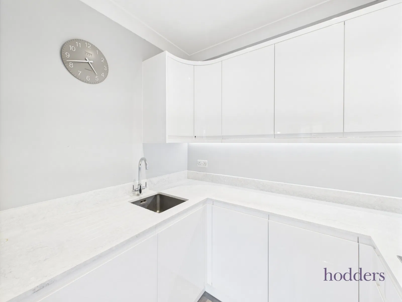 Springfield Meadows, Weybridge, Surrey, KT13 8BE - image 3