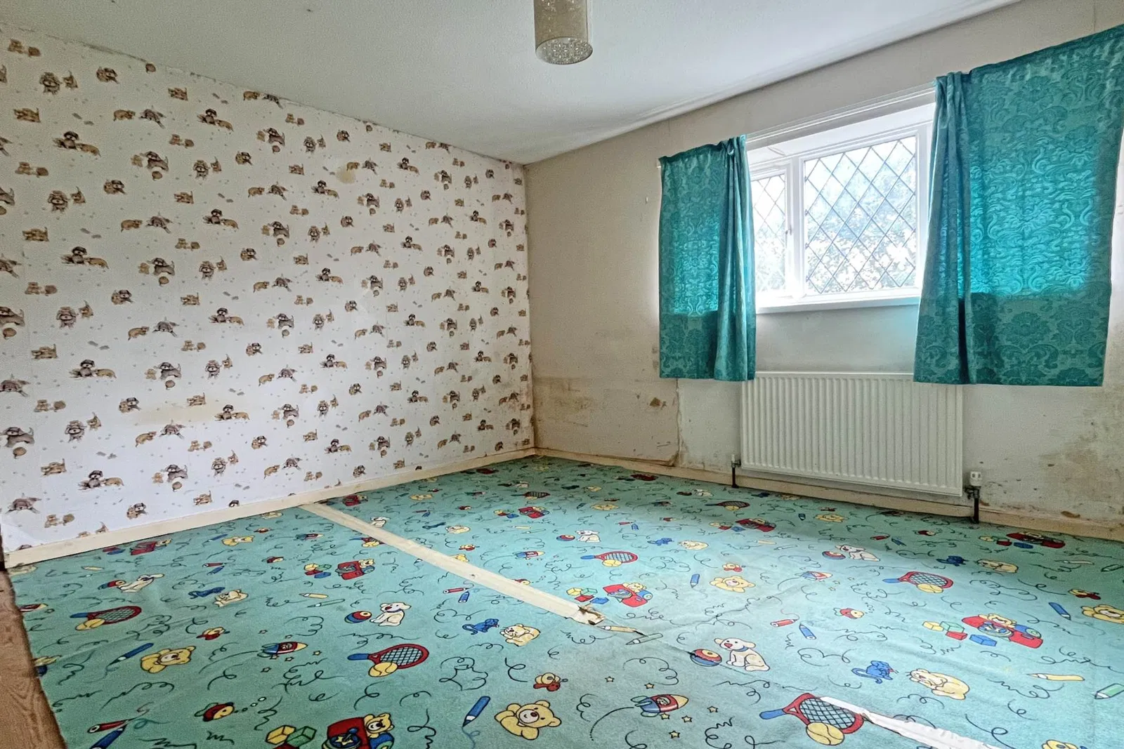 Ash Close, Eastbourne, BN22 0UR - image 5