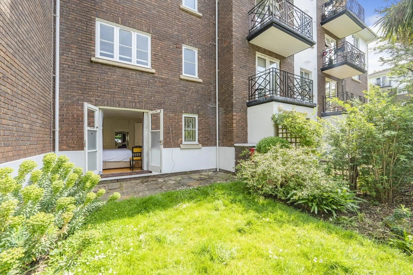 Brompton Park Crescent, Fulham, London, SW6 - image 6