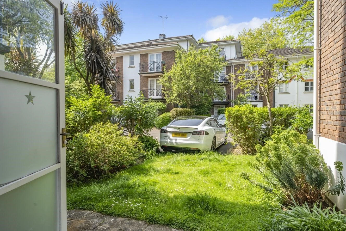 Brompton Park Crescent, Fulham, London, SW6 - image 8