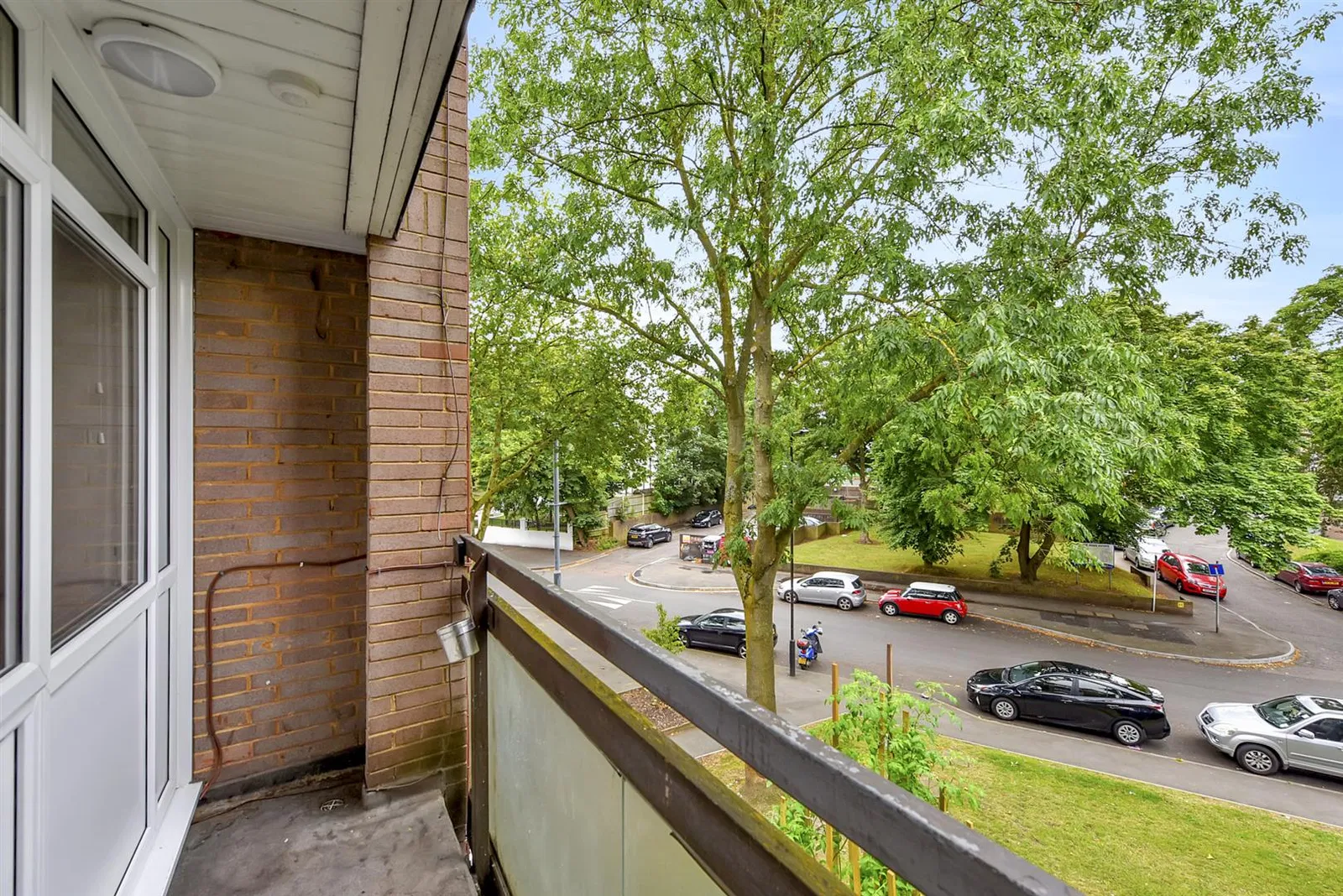 Palace Road, Tulse Hill - image 2