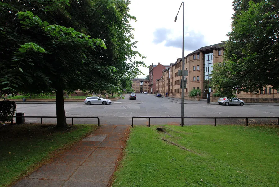 North Woodside Road, Glasgow, West End, G20 6LX - image 2