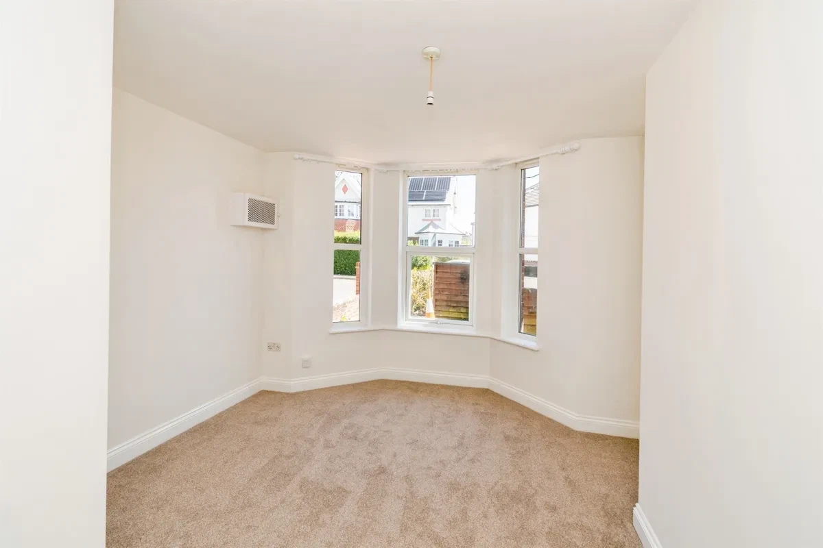 Suffolk Avenue, Southampton - image 6