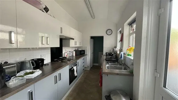 31 Lincoln Street, Wakefield, West Yorkshire, WF2 0EB - image 4
