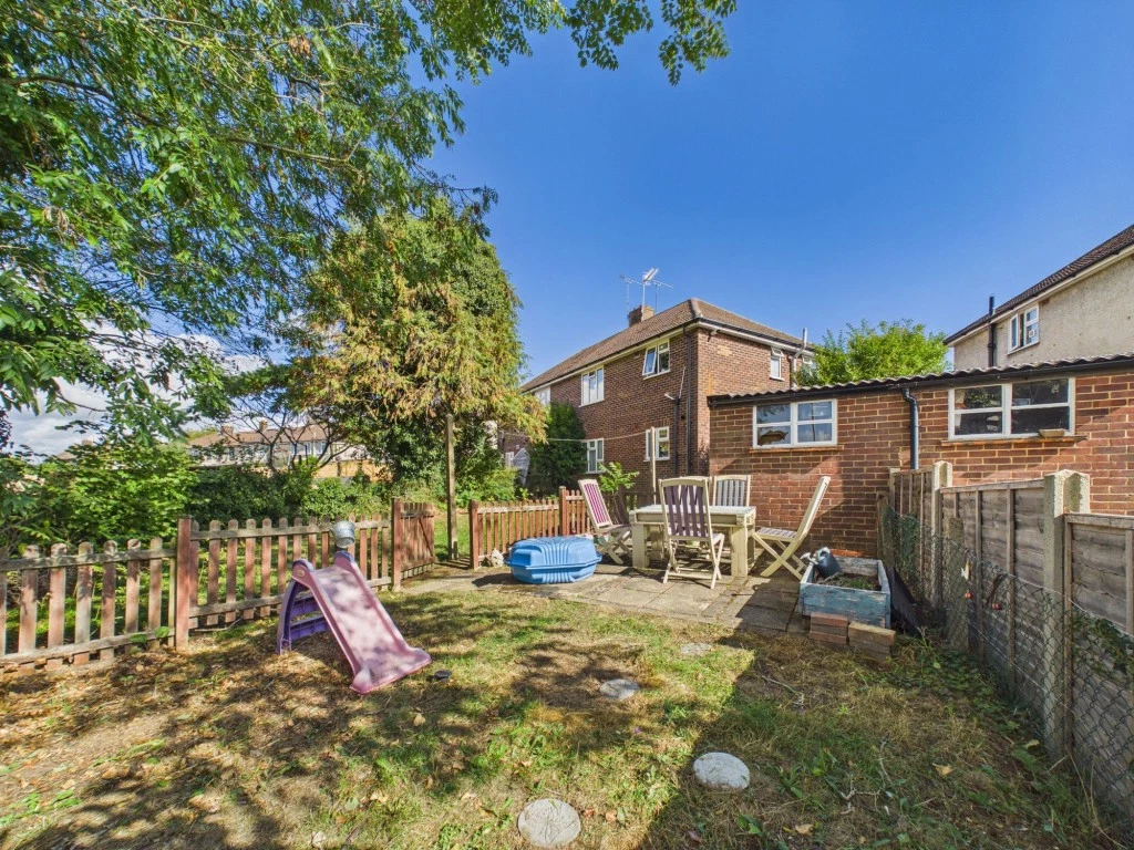 Beverley Road, Tilehurst, RG31 - image 7