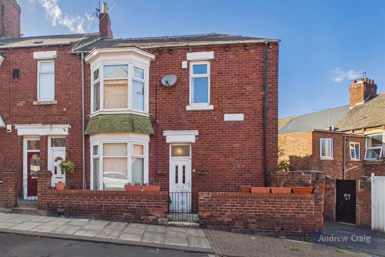 Clifton Terrace, South Shields, NE33 - image 1