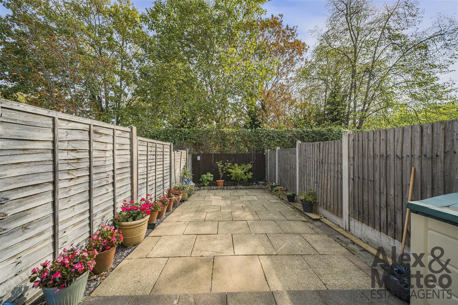Ann Moss Way, Canada Water, SE16 - image 2