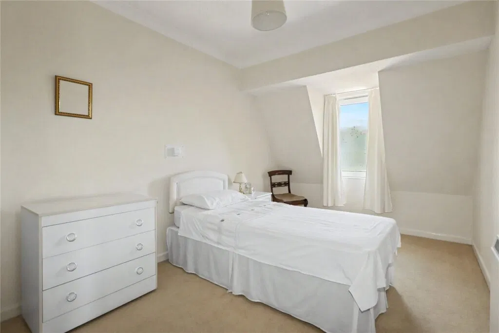 Mount Hermon Road, Woking, Surrey, GU22 - image 4
