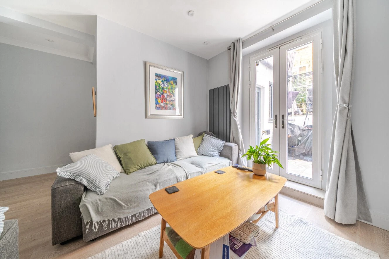 Overstone Road, London, W6 - image 10