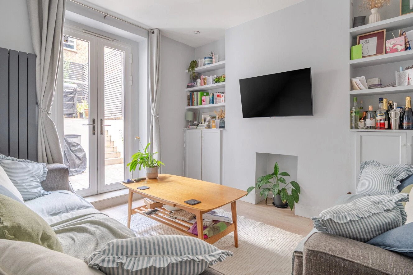 Overstone Road, London, W6 - image 13