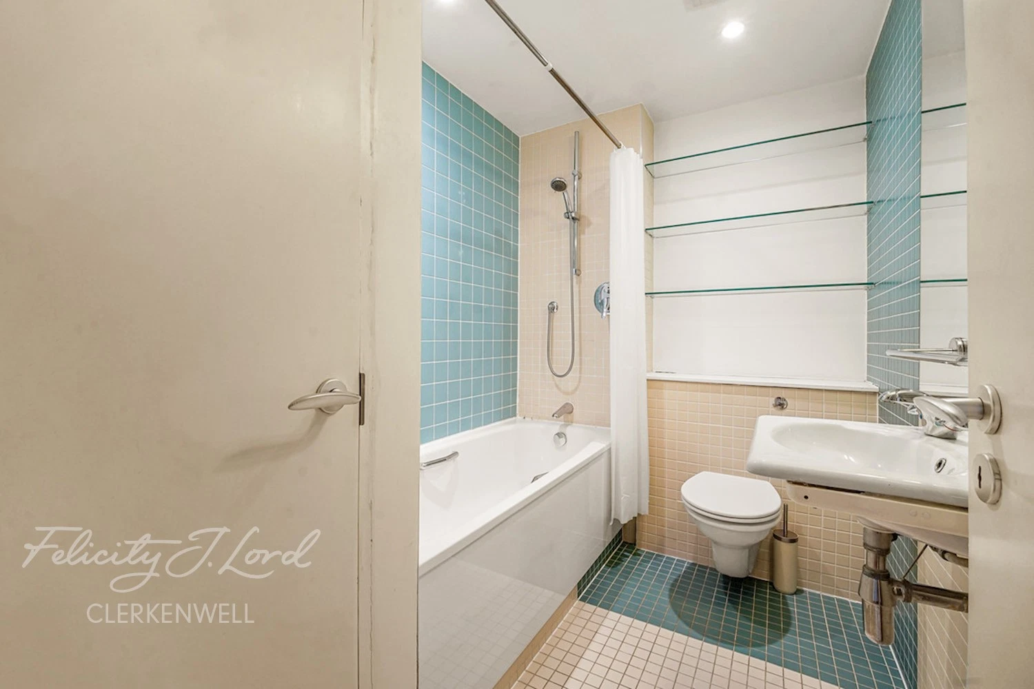 Lexington Apartments, City Road, London EC1Y - image 20
