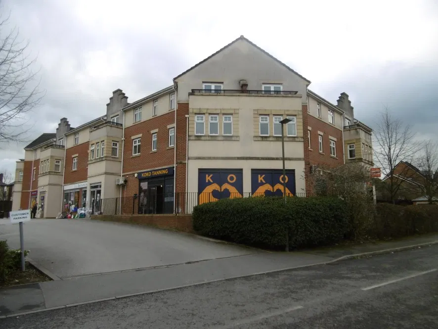 9 Aston House, Horse Chestnut Close, Chesterfield, Derbyshire S40 2FF - image 1