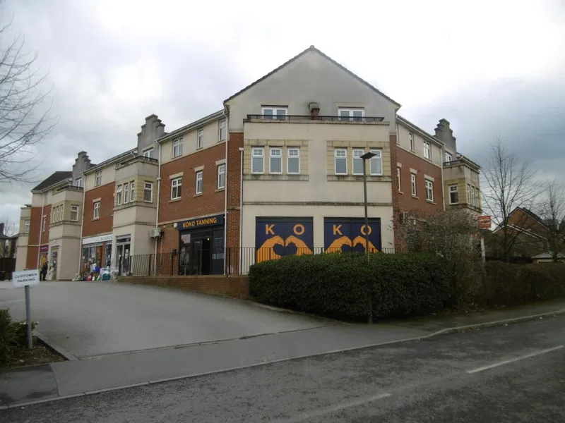 9 Aston House, Horse Chestnut Close, Chesterfield, Derbyshire S40 2FF