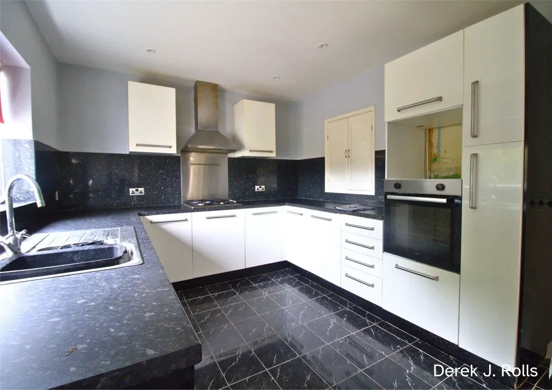 Maclean Road, Bournemouth, Dorset, BH11 - image 3
