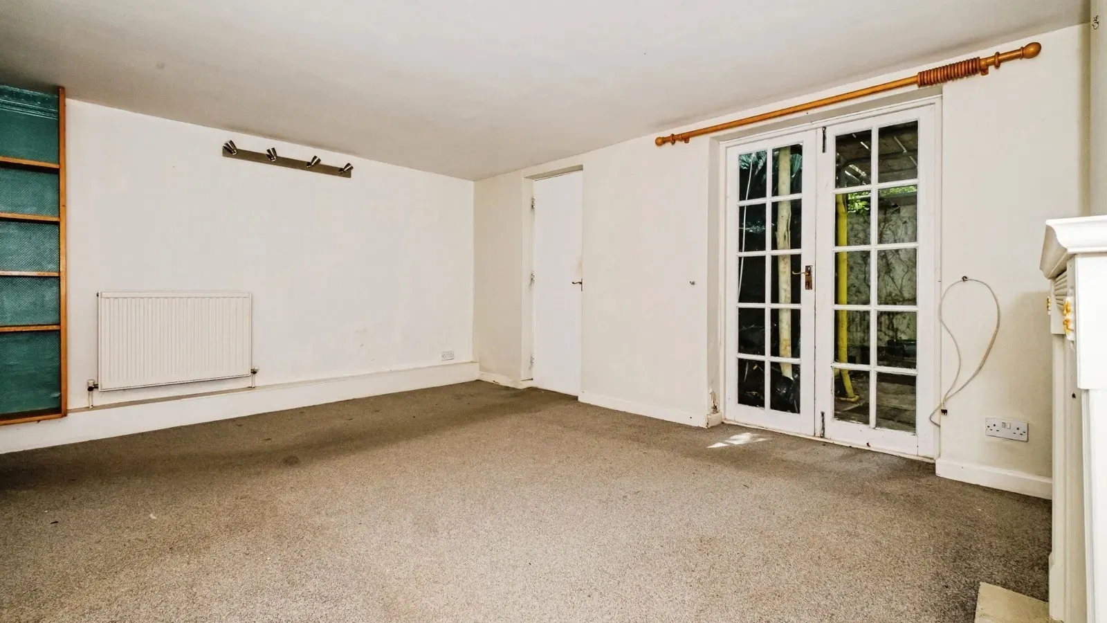 Warwick Road, WORTHING, West Sussex, BN11 - image 4