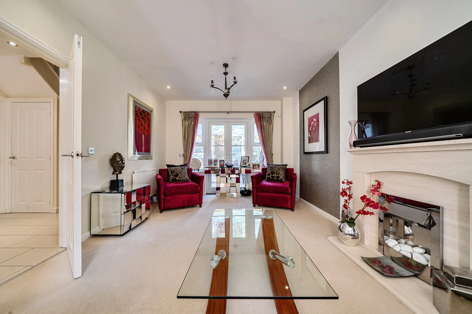 East Wichel Way, East Wichel, Swindon, SN1 7AD - image 2