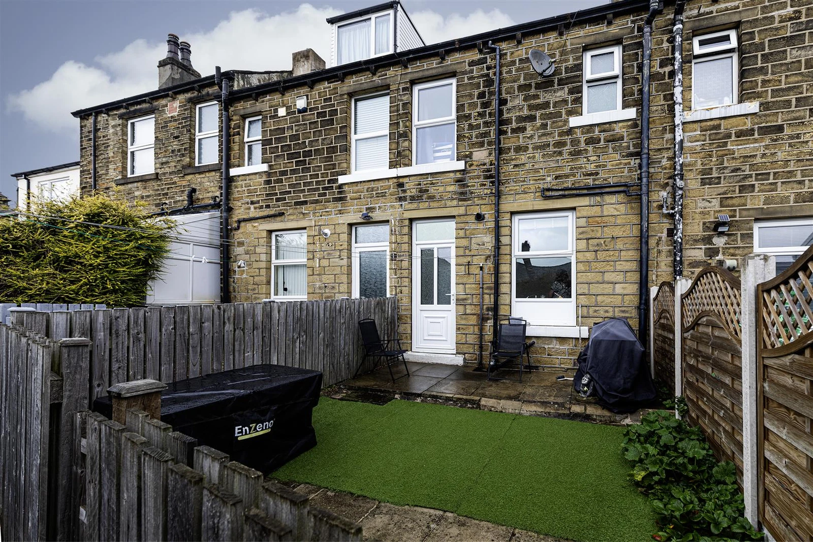 Beech Street, Paddock, Huddersfield - image 17