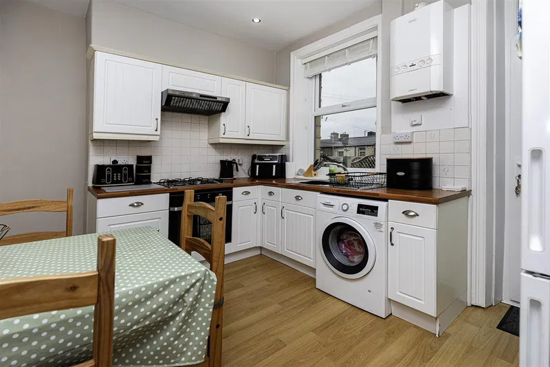Beech Street, Paddock, Huddersfield - image 2