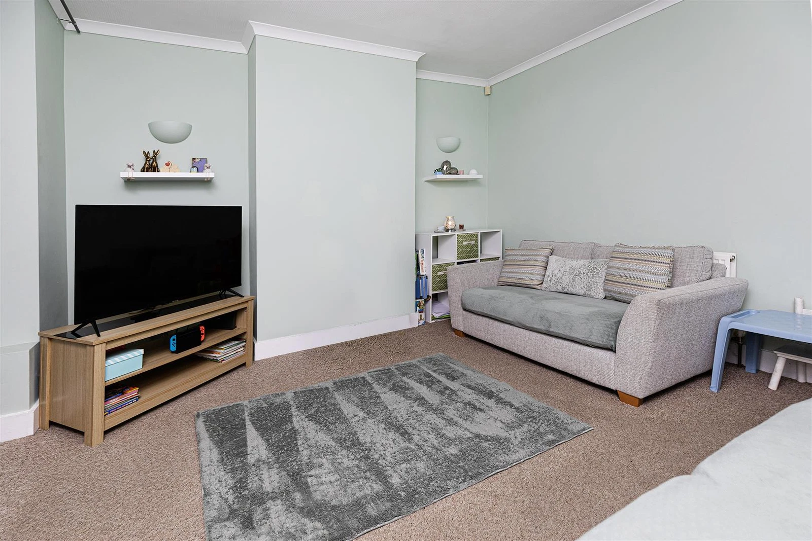 Beech Street, Paddock, Huddersfield - image 3