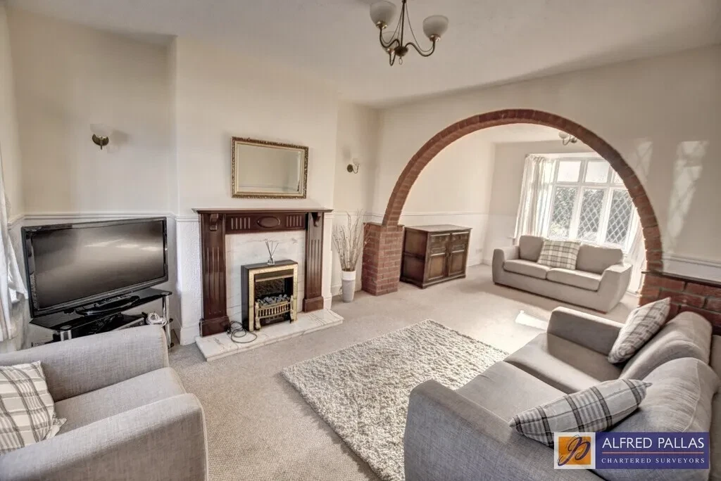 Dykelands Road, Seaburn - image 2