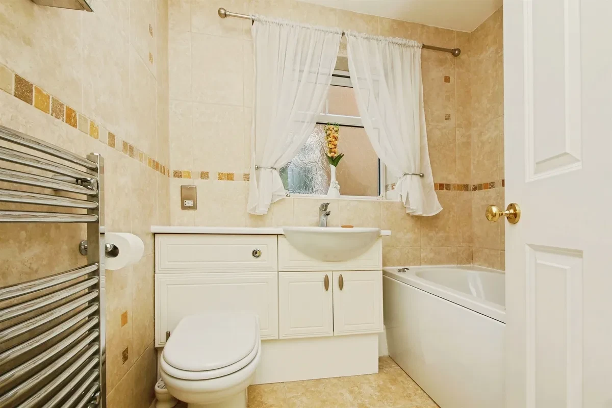 Acacia Grove, Haxby, York - image 13