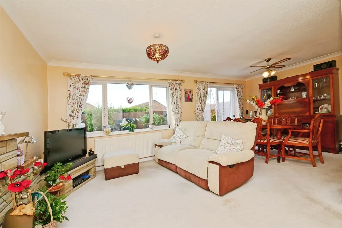 Acacia Grove, Haxby, York - image 5