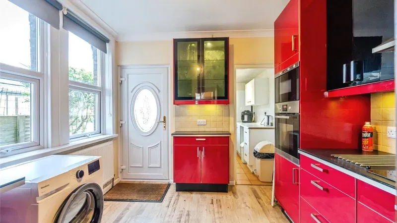 Linden Road, Bognor Regis, West Sussex - image 3