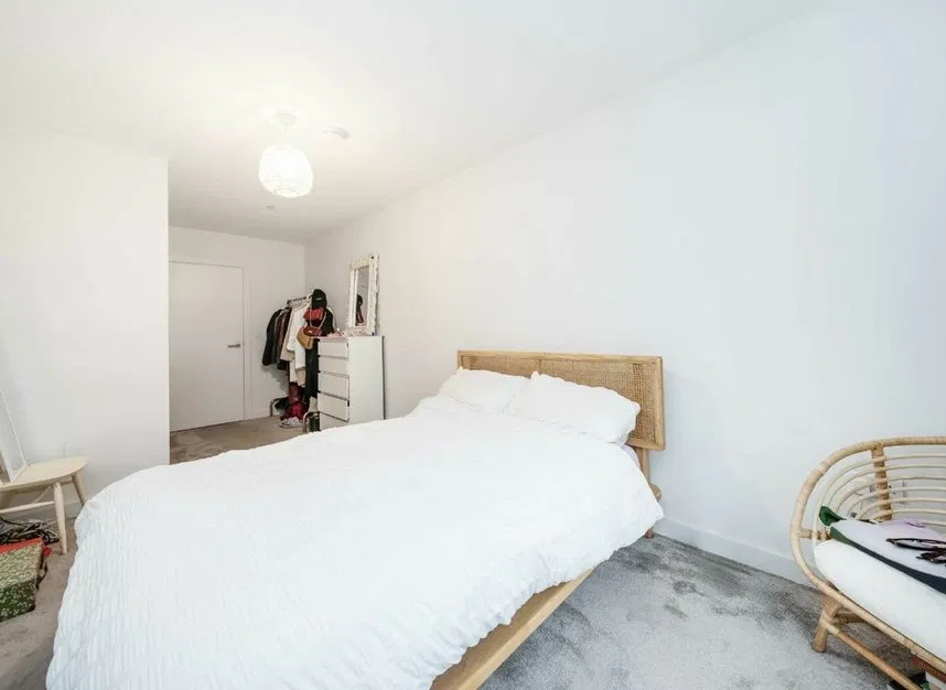 Coster Avenue, Manor House, N4 - image 1