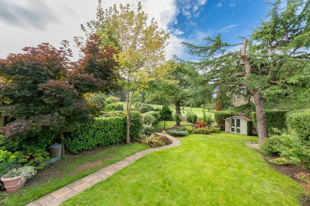 Bocking Lane, Sheffield, S8 7BH - image 32