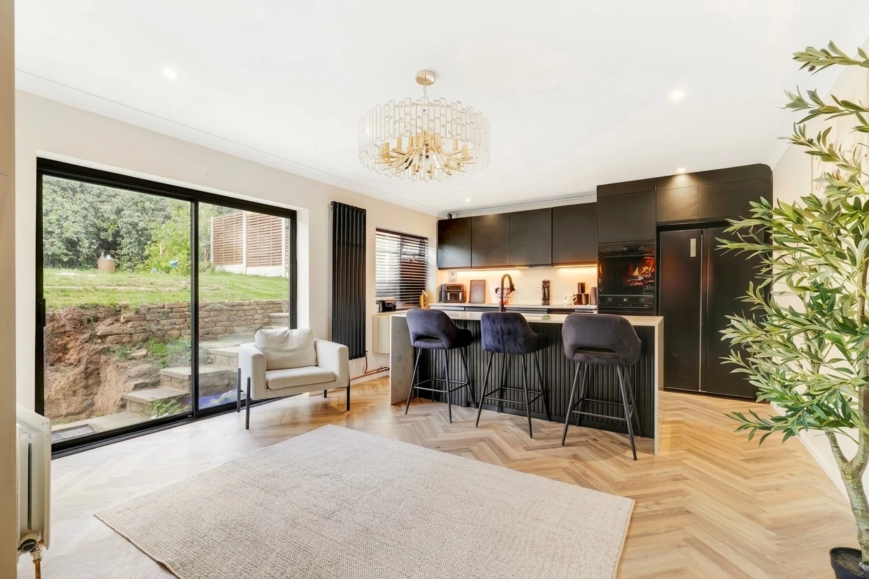 Woodside Drive, Arnold, NG5 - image 2
