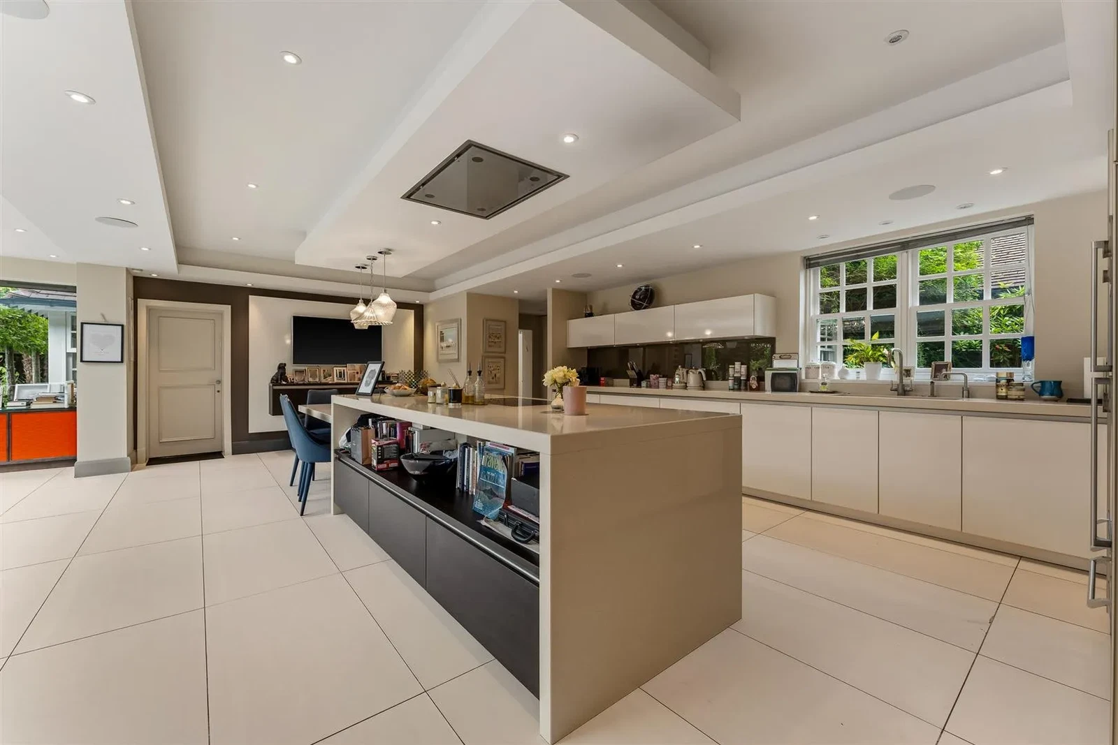 Broad Lane, Hale, Altrincham, WA15 - image 22
