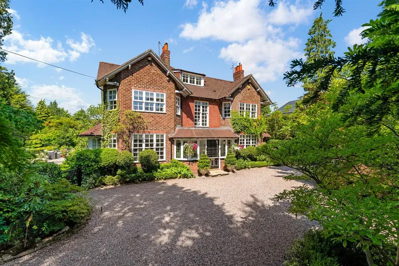 Broad Lane, Hale, Altrincham, WA15 - image 3