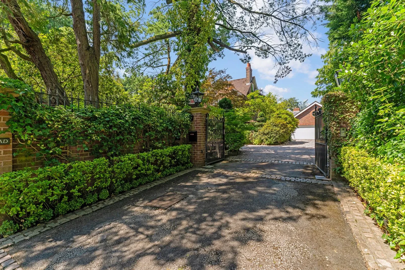 Broad Lane, Hale, Altrincham, WA15 - image 43